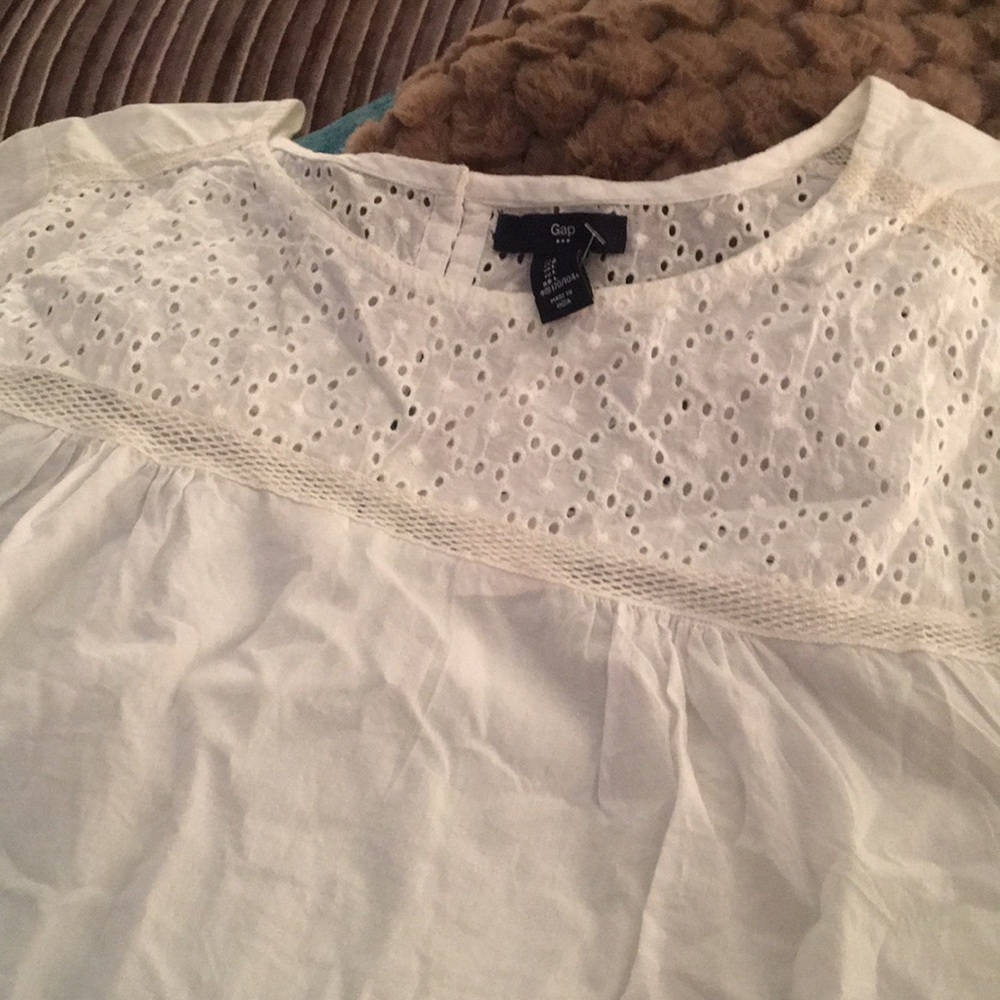 White tunic - Picture 2 of 3